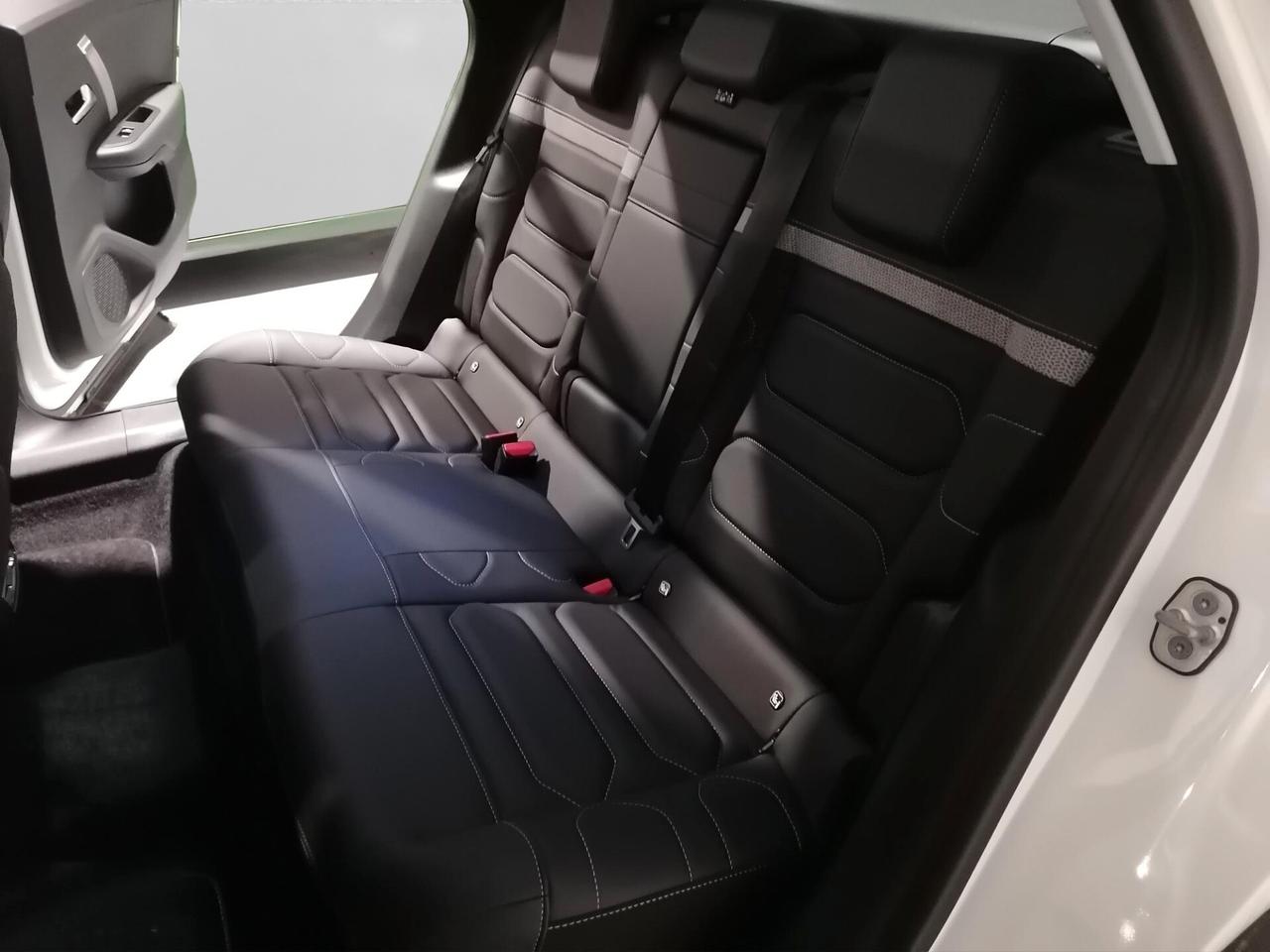 Citroen C4 X e-C4 X motore elettrico 136 CV Shine