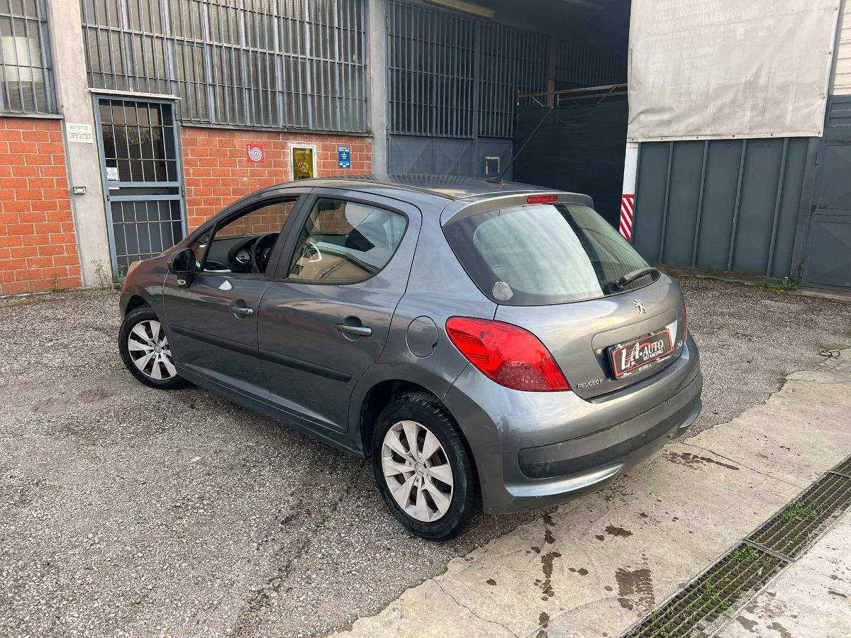 PEUGEOT - 207 - HDi 70CV 5p. ONE Line