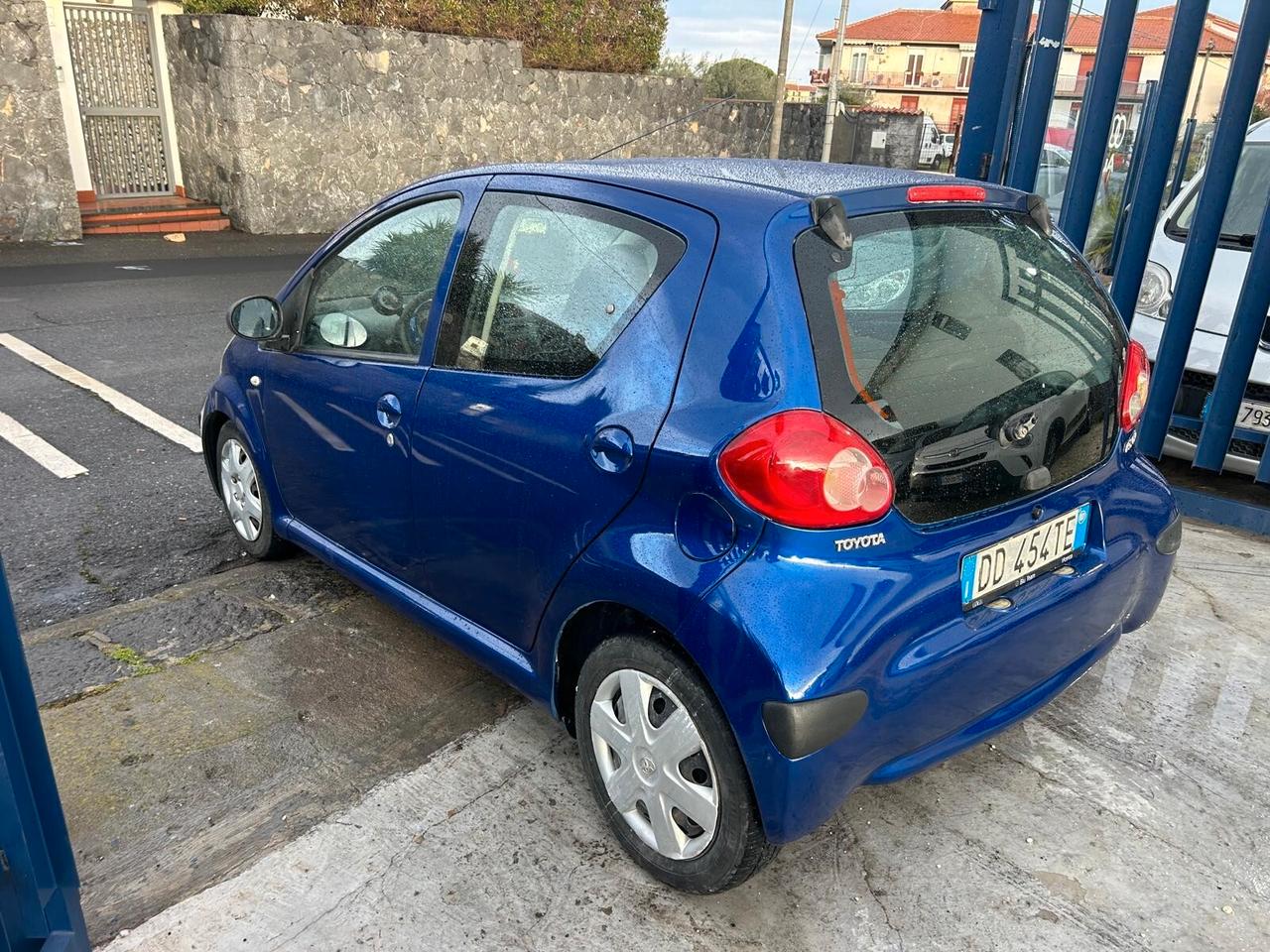 Toyota Aygo 1.0 12V VVT-i 5 porte GRIFFE