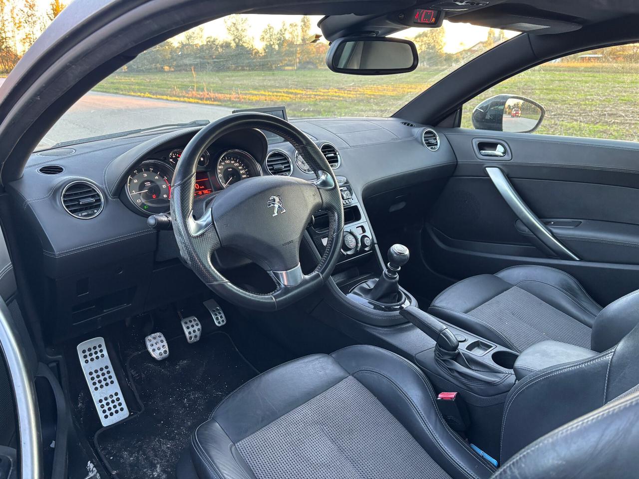 Peugeot RCZ 2.0 HDi 163CV