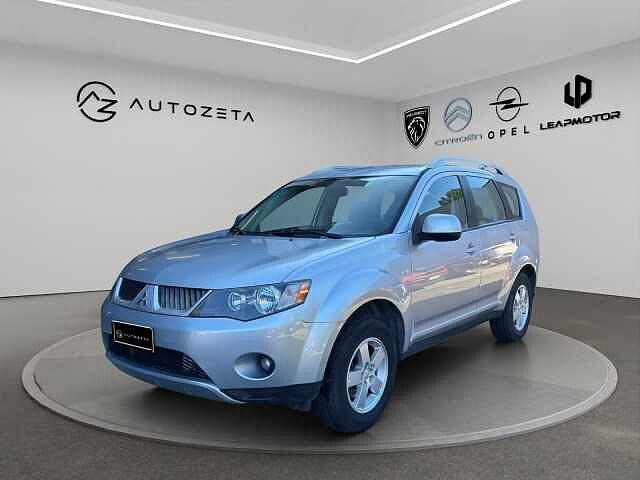 Mitsubishi Outlander 2.0 DI-D Intense DPF