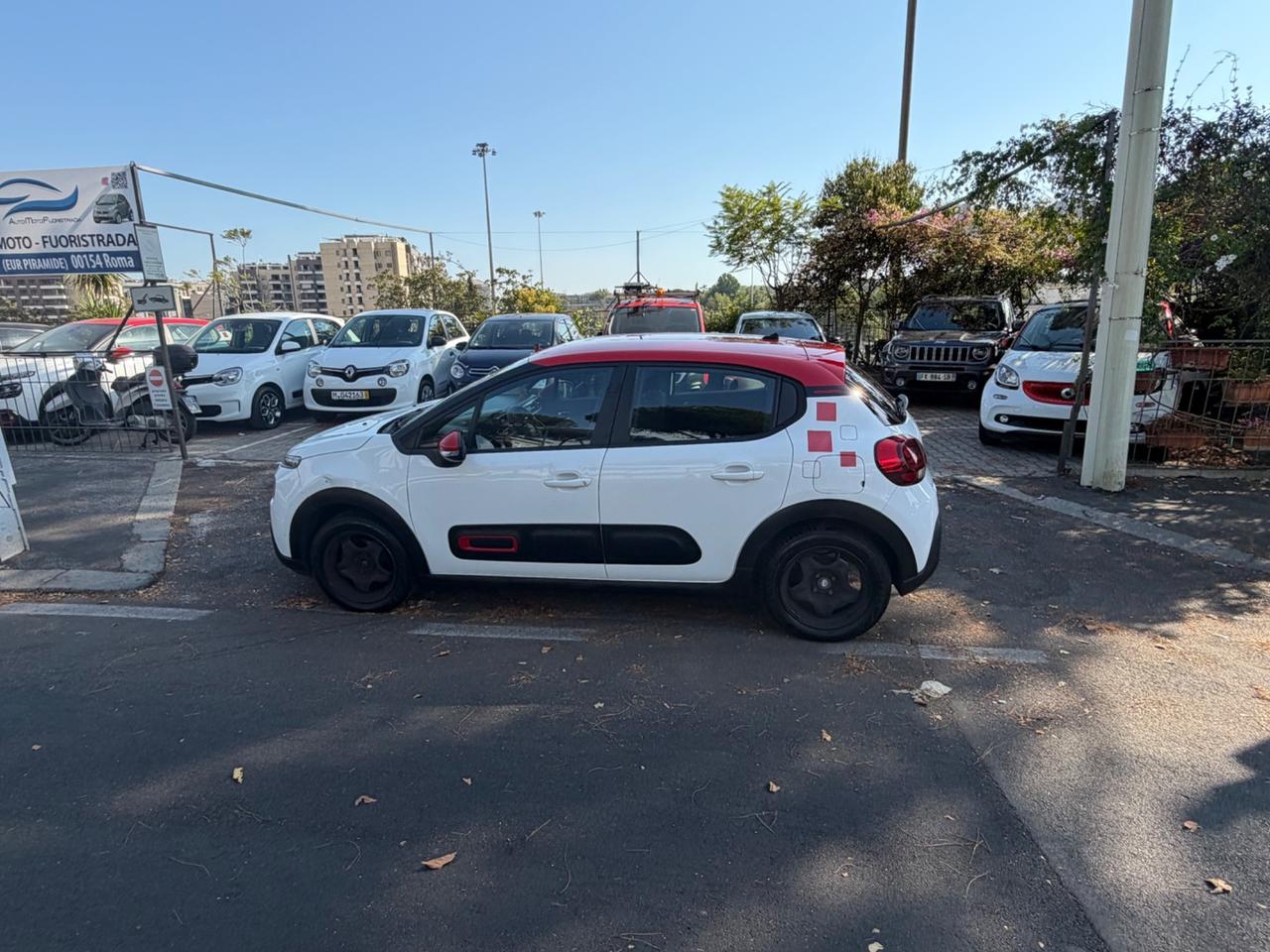 Citroen C3 83cv Benzina 5 porte Shine Navi bicolor pdc