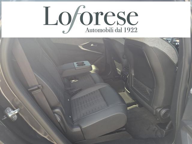 PEUGEOT 5008 Hybrid 136 e-DCS6 GT