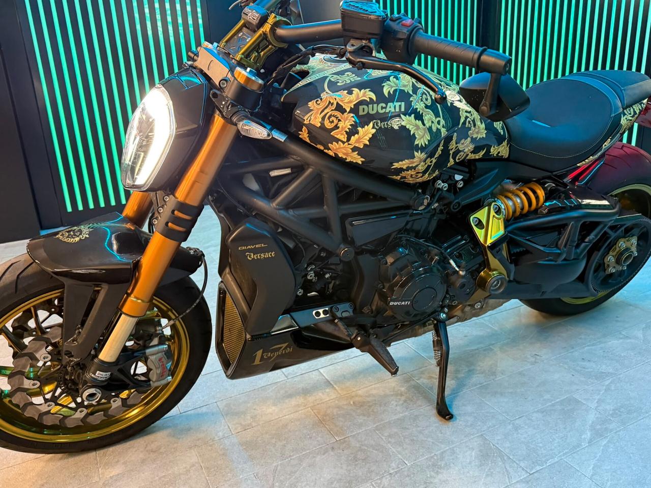 DUCATI DIAVEL XDIAVEL S VERSACE SERIE LIMITATA 2017