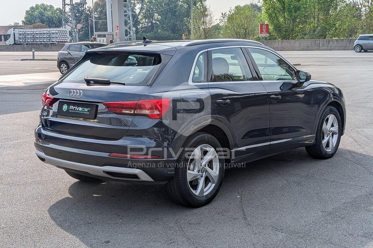 AUDI Q3 35 TDI S tronic