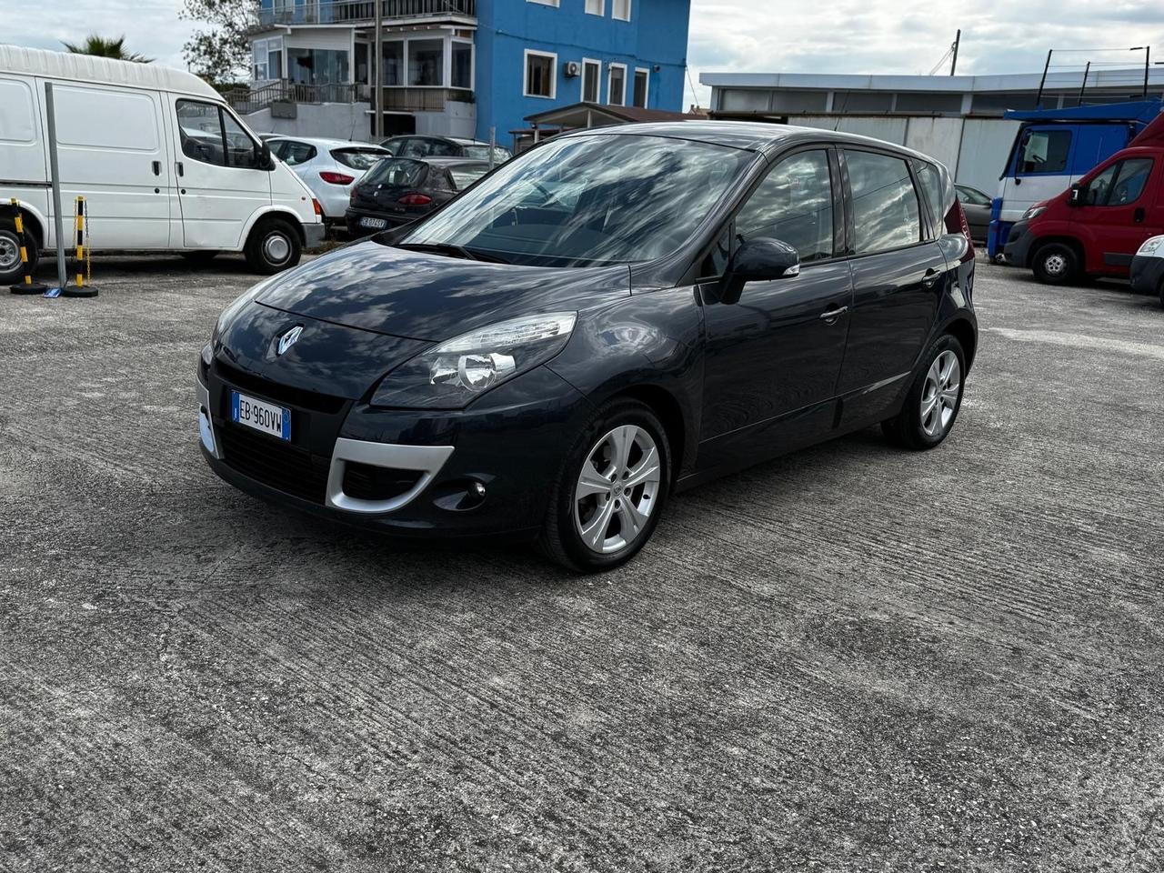 Renault Scenic Scénic X-Mod 1.5 dCi 110CV Luxe