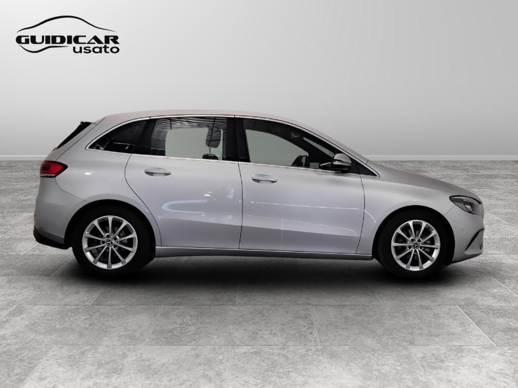 Mercedes-Benz Classe B - W247 2018 - B 180 d Sport Plus auto