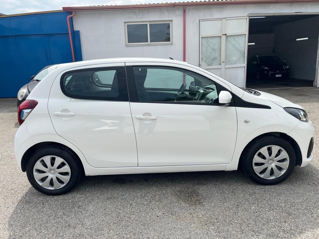 Peugeot 108-5P-1.0 gpl - Full -2016