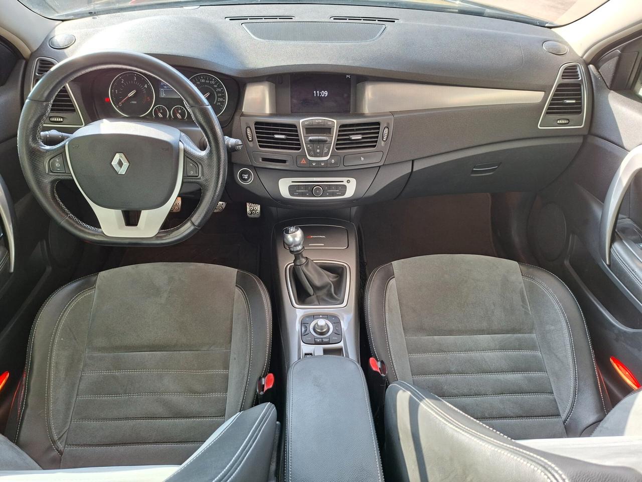 Renault Laguna 2.0 dCi 175CV SporTour 4Control ESM