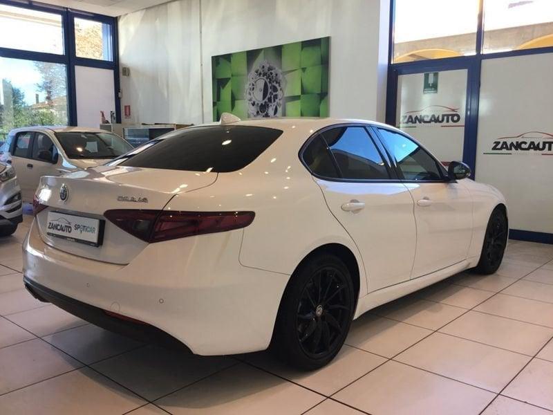 Alfa Romeo Giulia Giulia 2.2 Turbodiesel 160 CV AT8 Super MY19