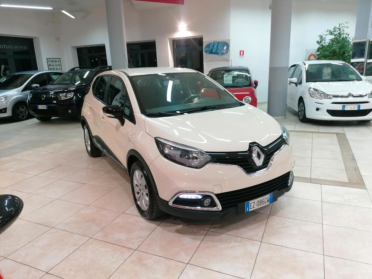 Renault Captur 0.9 TCe 12V 90 CV Start&Stop Energy R-Link(OK NEOPATENTATI)