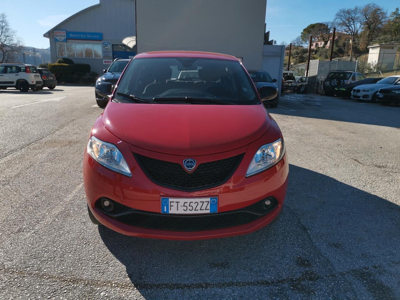 Lancia Ypsilon 0.9 TwinAir 85 CV 5 porte Metano Ecochic Gold