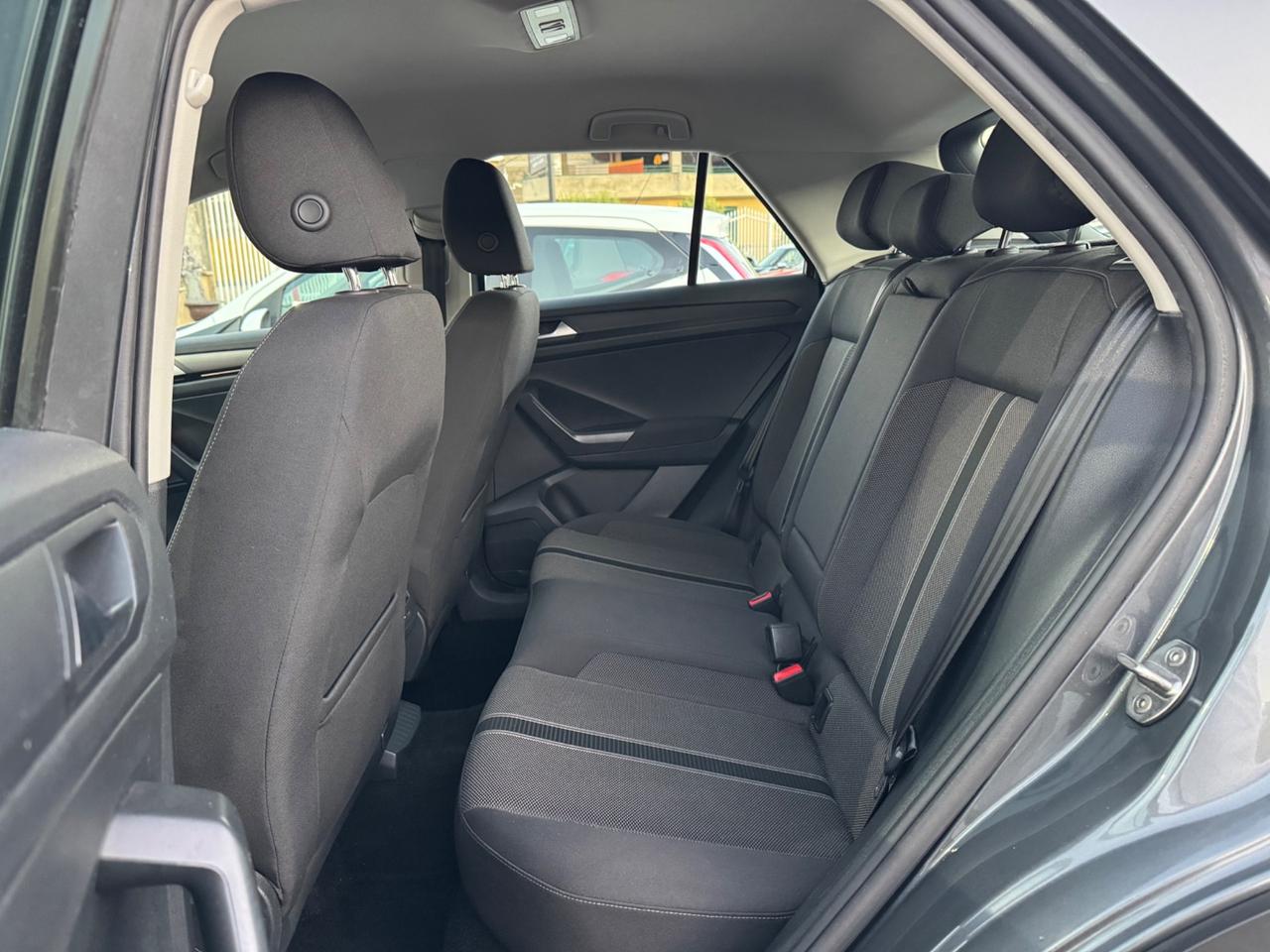 Volkswagen T-Roc 1.6 TDI Advanced Virtual cockpit car play