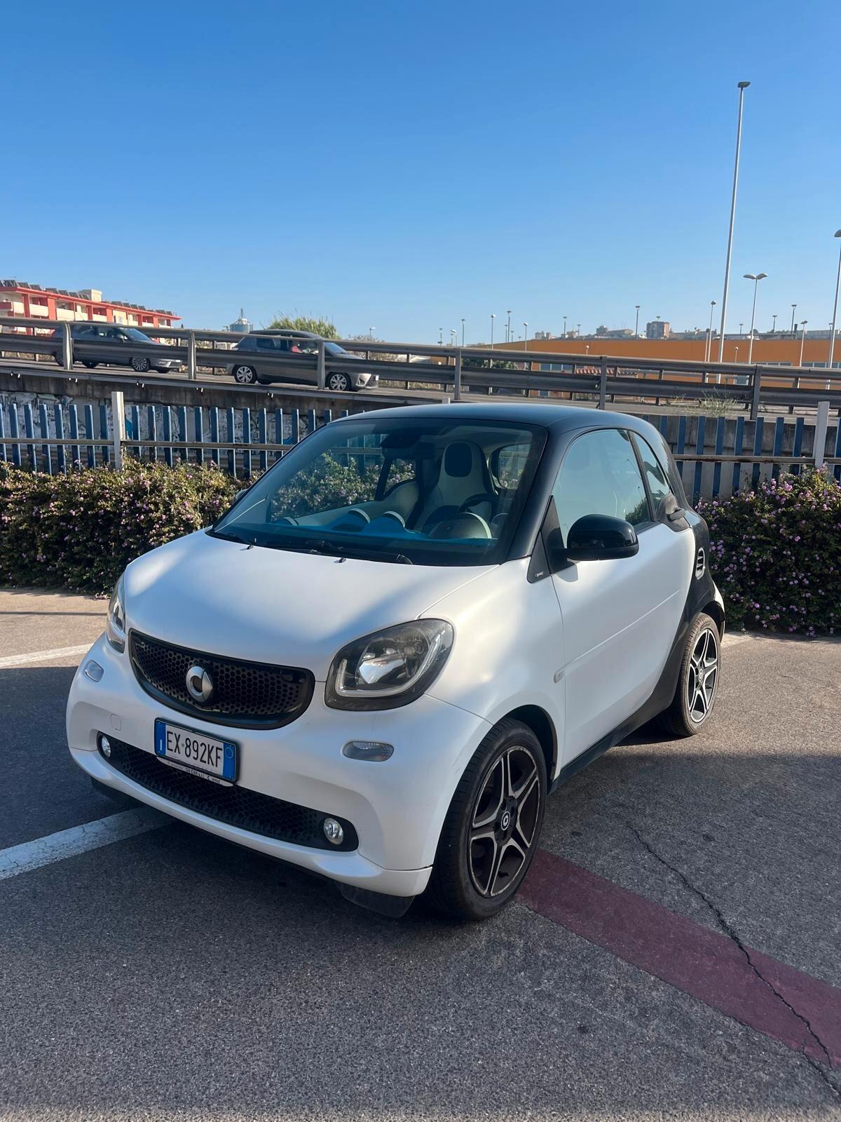 Smart ForTwo 1000 52 kW MHD coupé passion
