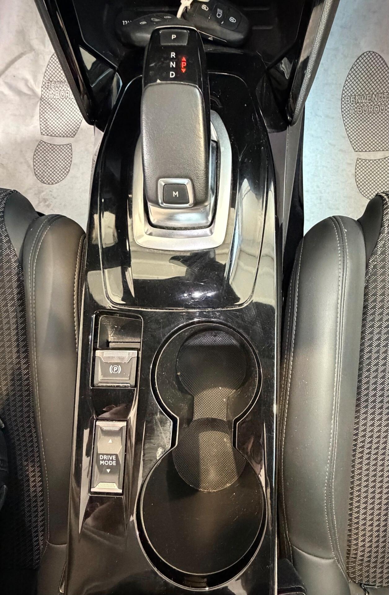 Peugeot 2008 BlueHDi 130 S&S EAT8 GT Line