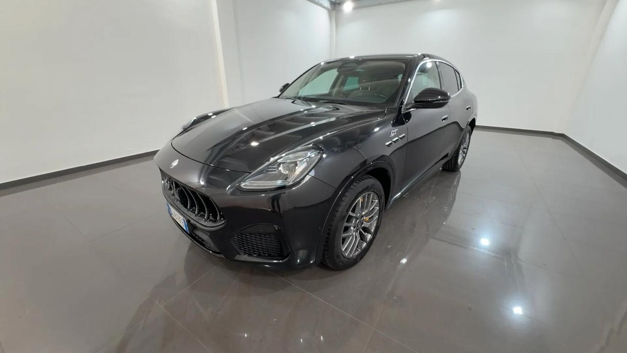 Maserati Grecale MHEV 300 CV AWD GT