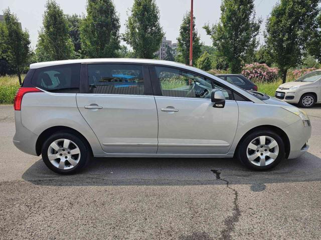 PEUGEOT 5008 2.0 HDi 150CV Allure - 7 POSTI