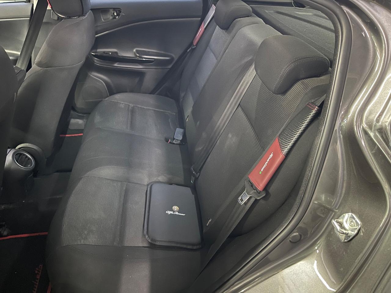 Alfa Romeo Giulietta 1.6 JTDm-2 105 CV Distinctive