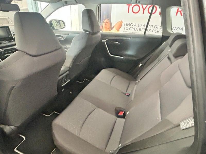 Toyota RAV4 Rav4 2.5 vvt-ie h Active 2wd 218cv e-cvt