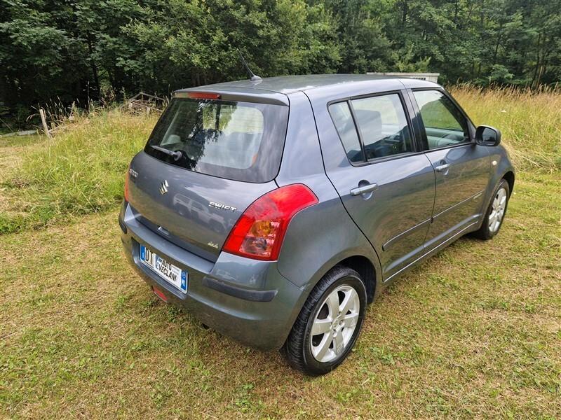 Suzuki Swift 1.3 4x4 5p. GL
