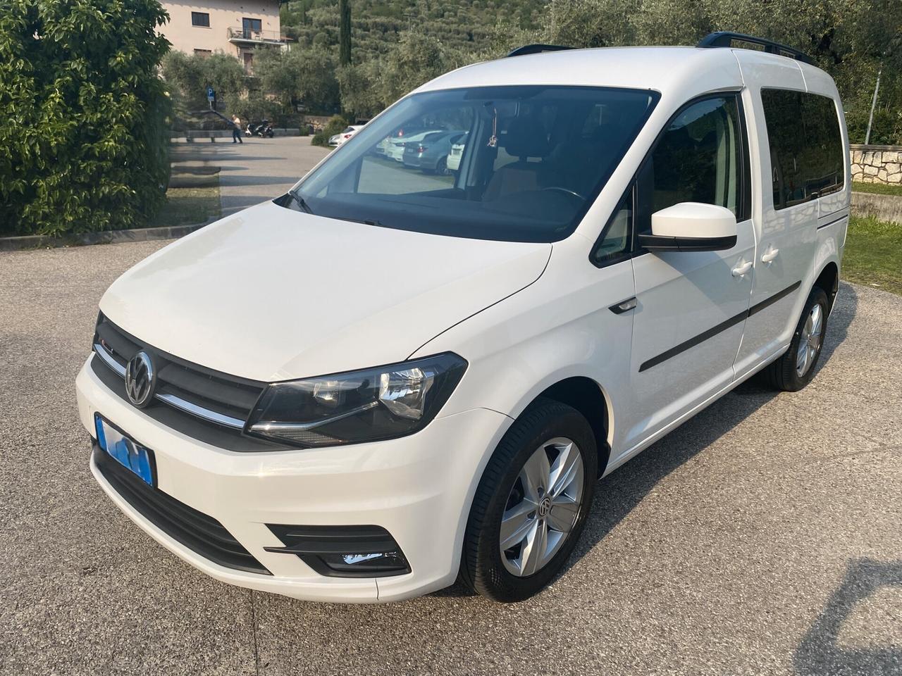 Volkswagen Caddy 2.0 TDI 122cv 4MOTION N1 5 posti
