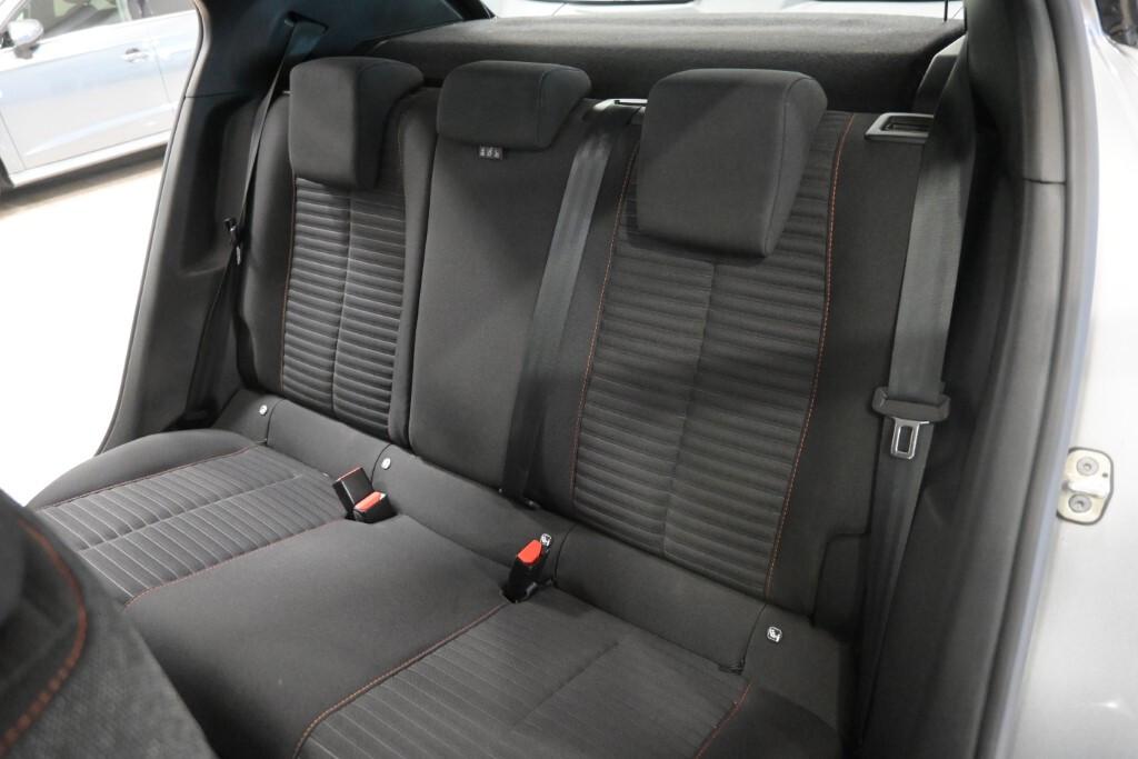 Peugeot 2008 PureTech 1.2 S&S (100 cv) Active Pack