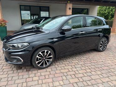 Fiat Tipo 1.6 Mjt S&S 5 porte S-Design