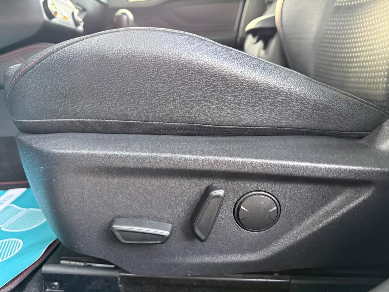 Ford Focus ST Line 120 CV 5p.