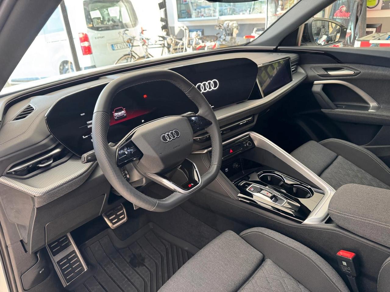 Audi Q5 40 TDI 204 CV quattro S tronic line FULL FULL OPT. MMI PASSENGER SUBITO DISPONIBILE