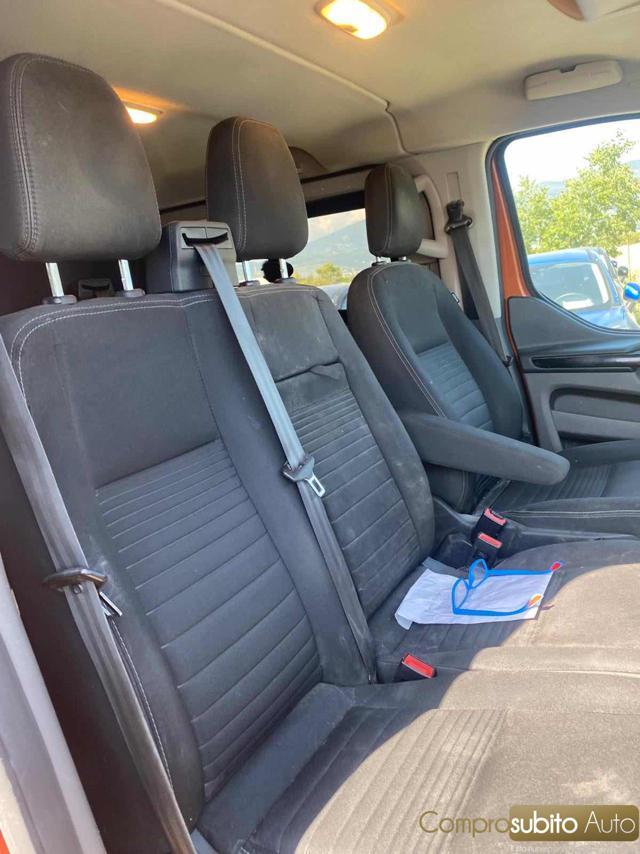 FORD Transit Custom 320 2.0 EcoBlue 6 POSTI 130 PC Combi + IVA 22%