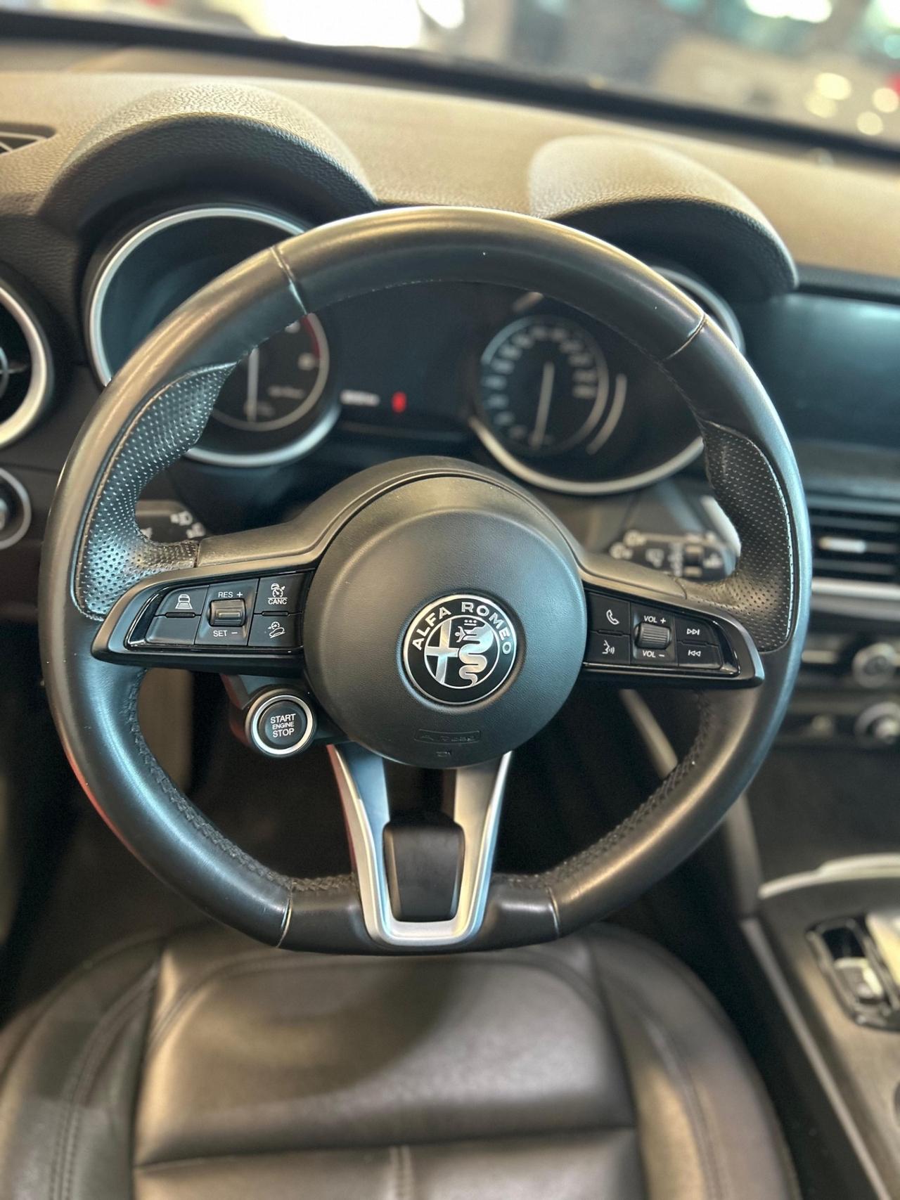 Alfa Romeo Stelvio 2.2 Turbodiesel 160 CV AT8 RWD Business