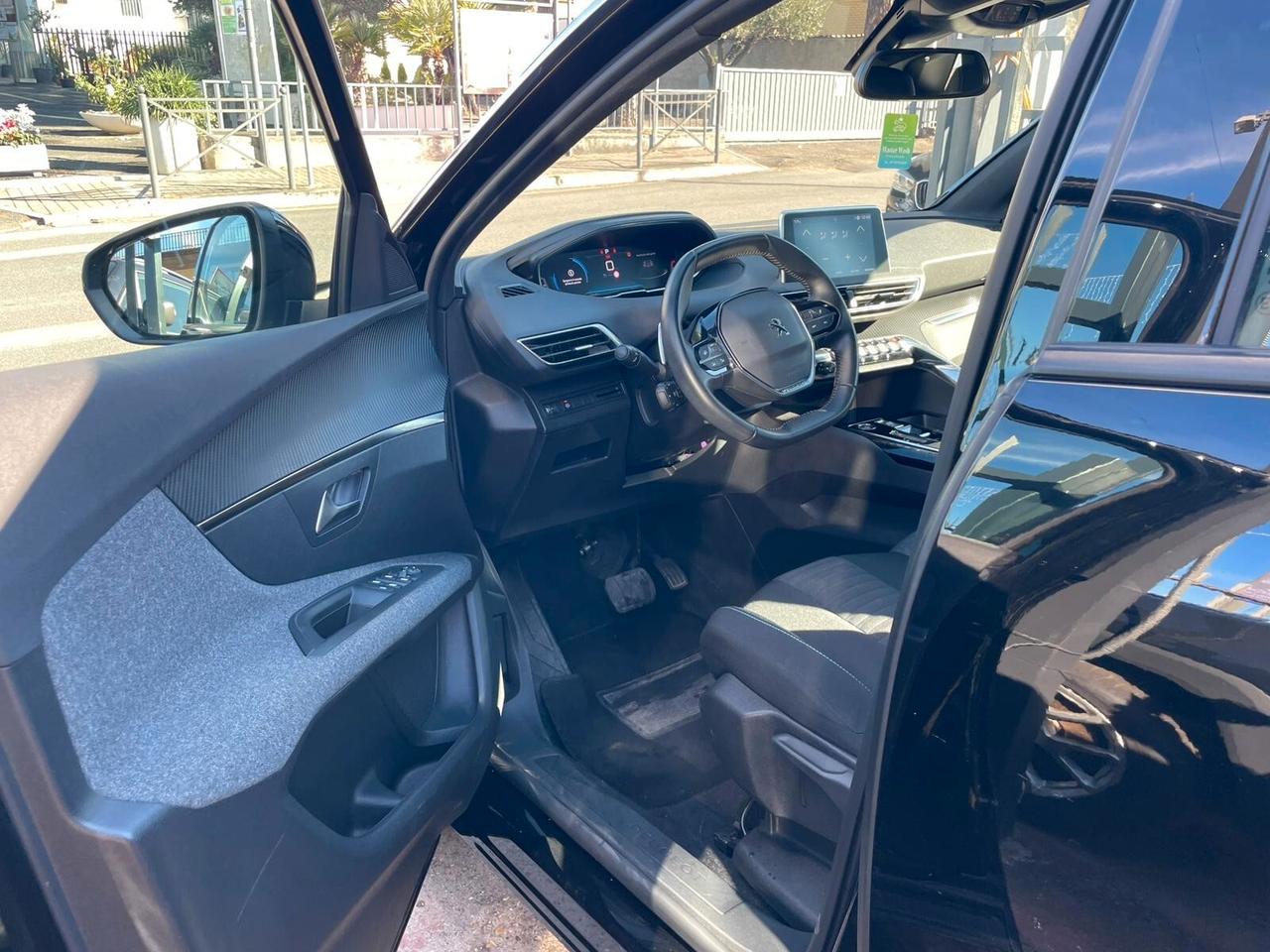 Peugeot 3008 1.5hdi EAT8 RESTYLING*PREZZO VERO*UNIPRO' KM CERTI