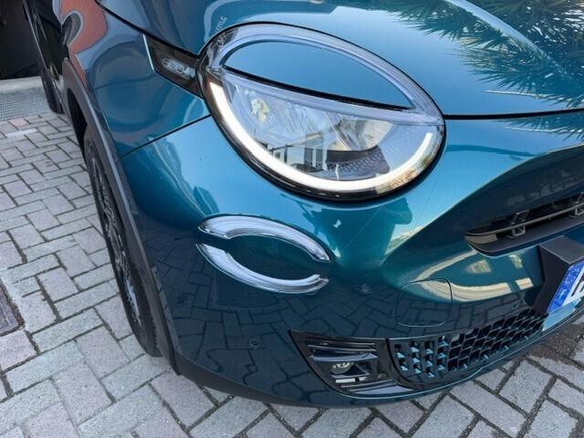Fiat 600 Hybrid 100 CV DCT MHEV La Prima