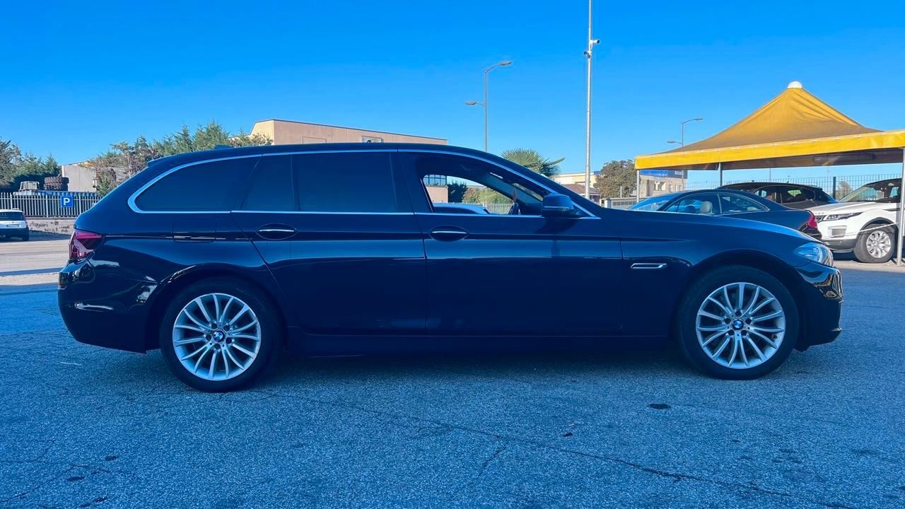 Bmw 525 525d xDrive Touring Luxury