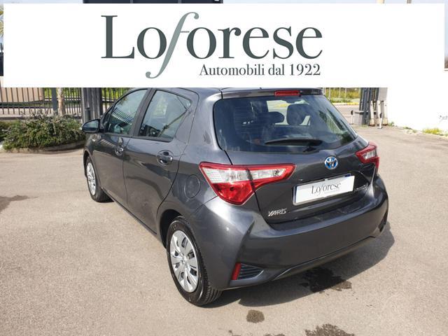 TOYOTA Yaris 1.5 Hybrid 5 porte Business