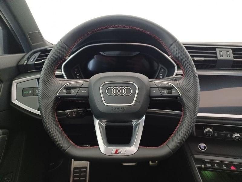 Audi Q3 2019 Sportback Diesel Sportback 40 2.0 tdi Identity Black quattro 193