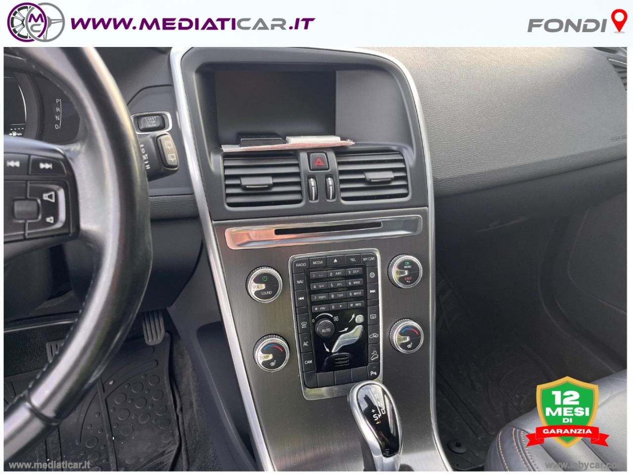 VOLVO XC60 D5 AWD Geartronic Momentum