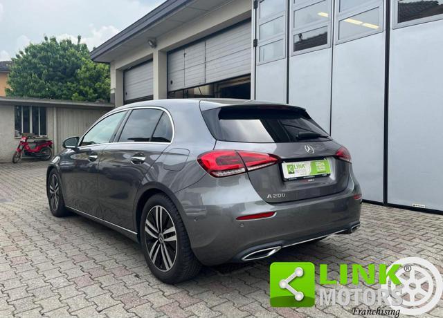 MERCEDES-BENZ A 200 Automatic 4Matic Sport