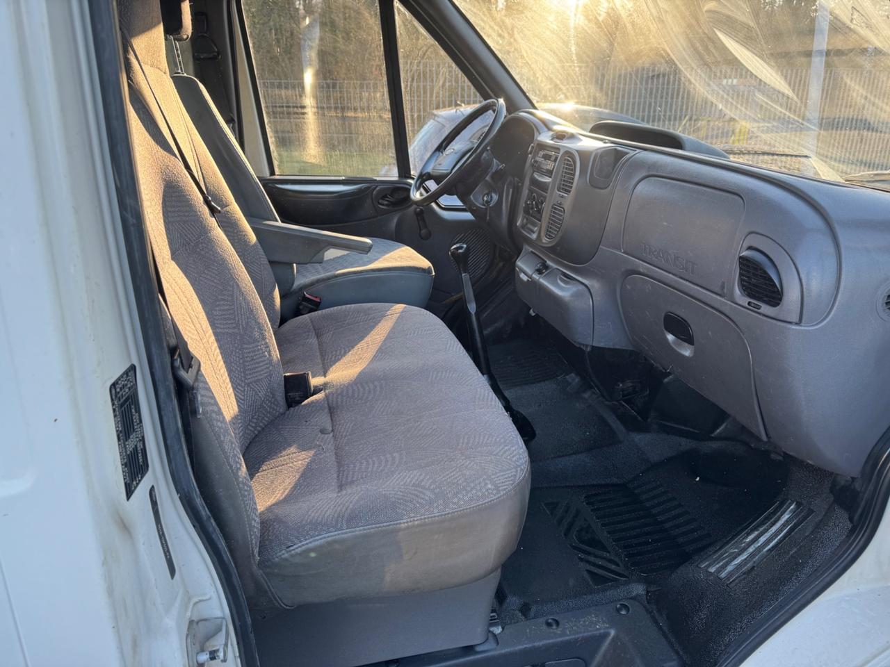 Ford Transit/Tourneo/Bus Transit 330 2.4 TD/90 RIBALTABILE TRE LATERALI