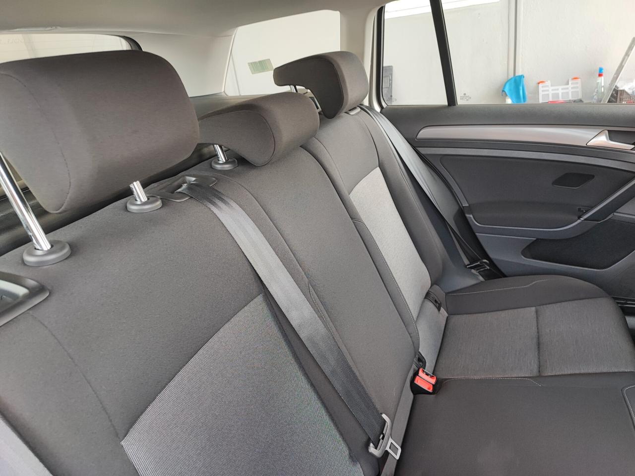 Volkswagen Golf Variant 1.6 TDI 105 CV Highline BlueMotion Technology