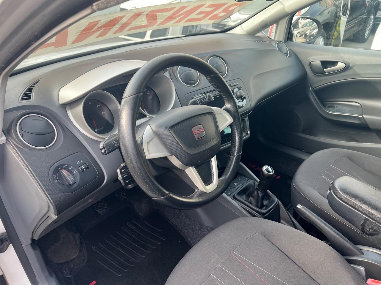 Seat Ibiza 1.4 benzina Anno 2012