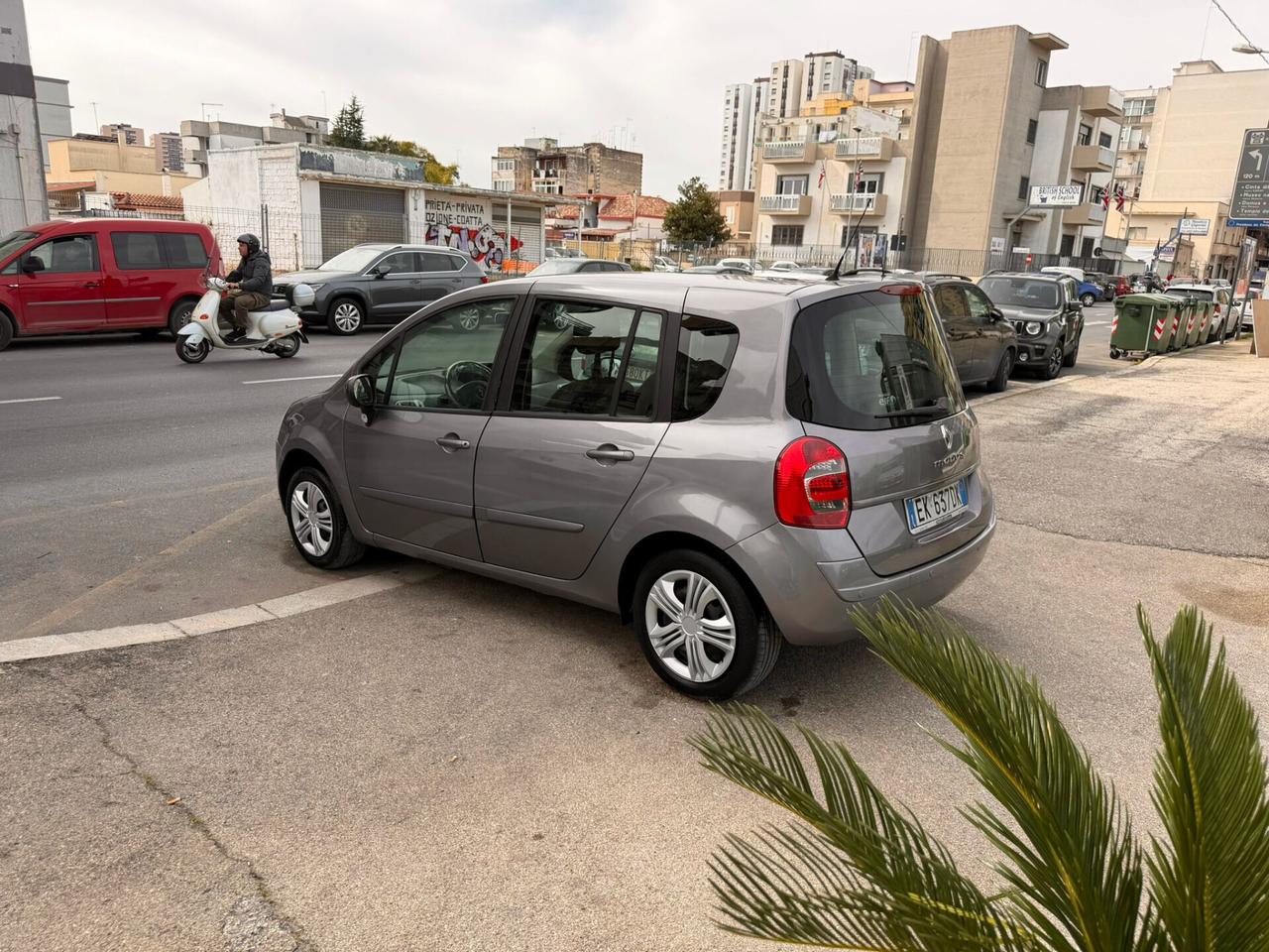 Renault Modus Grand 1.5 DIESEL - Anno 2011 - NEOPATENTATO