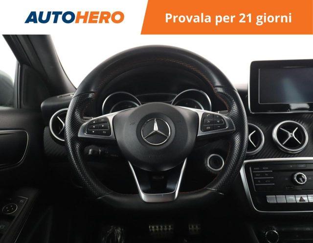 MERCEDES-BENZ A 200 d Automatic Premium