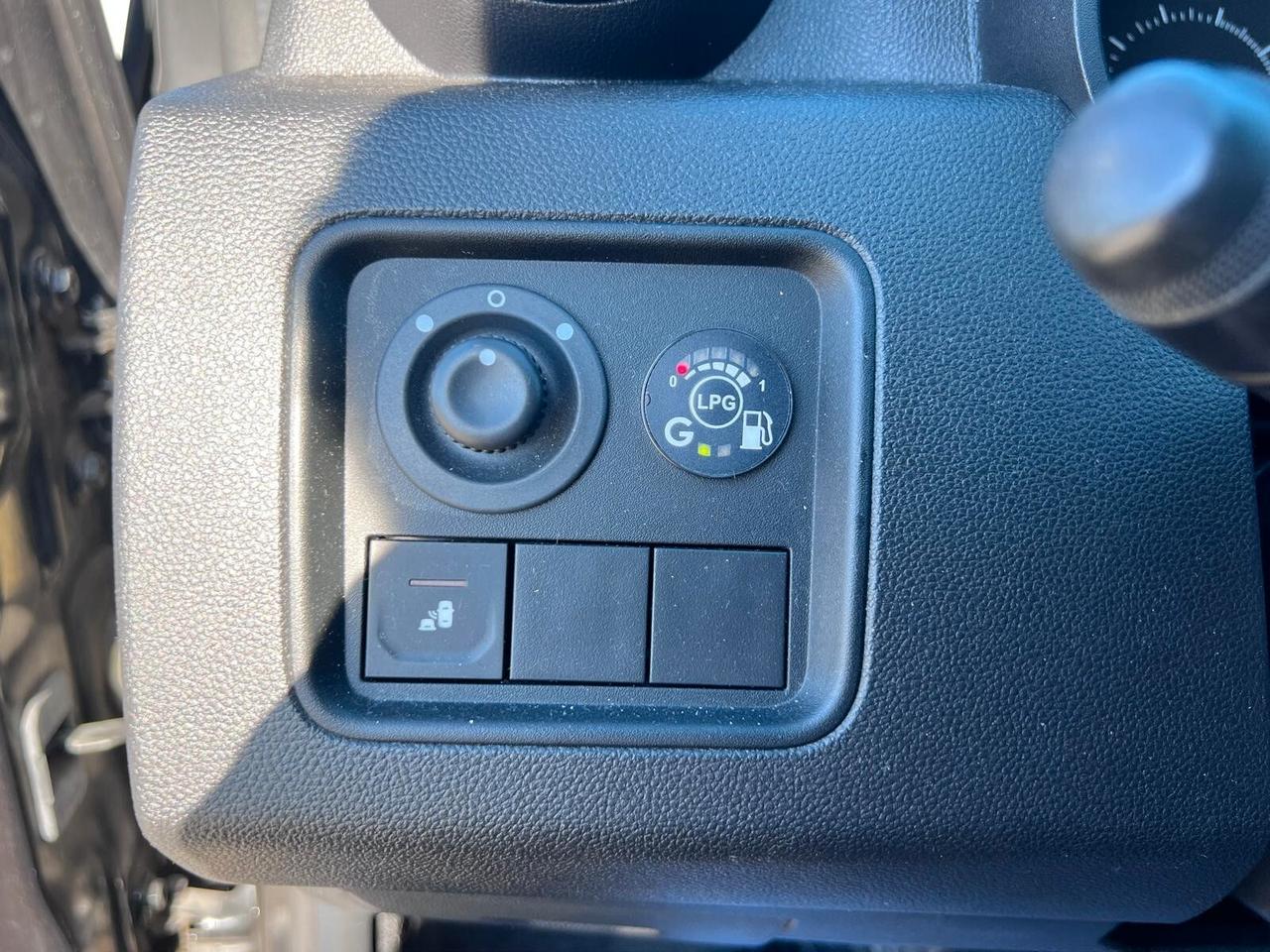 Dacia Duster 1.6 SCe GPL 4x2 Techroad