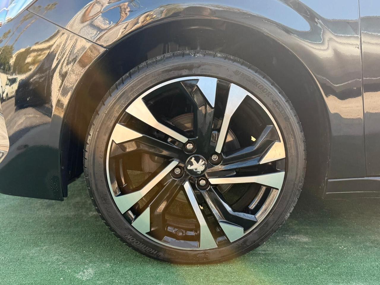 Peugeot 208 1.2 Benzina 2021