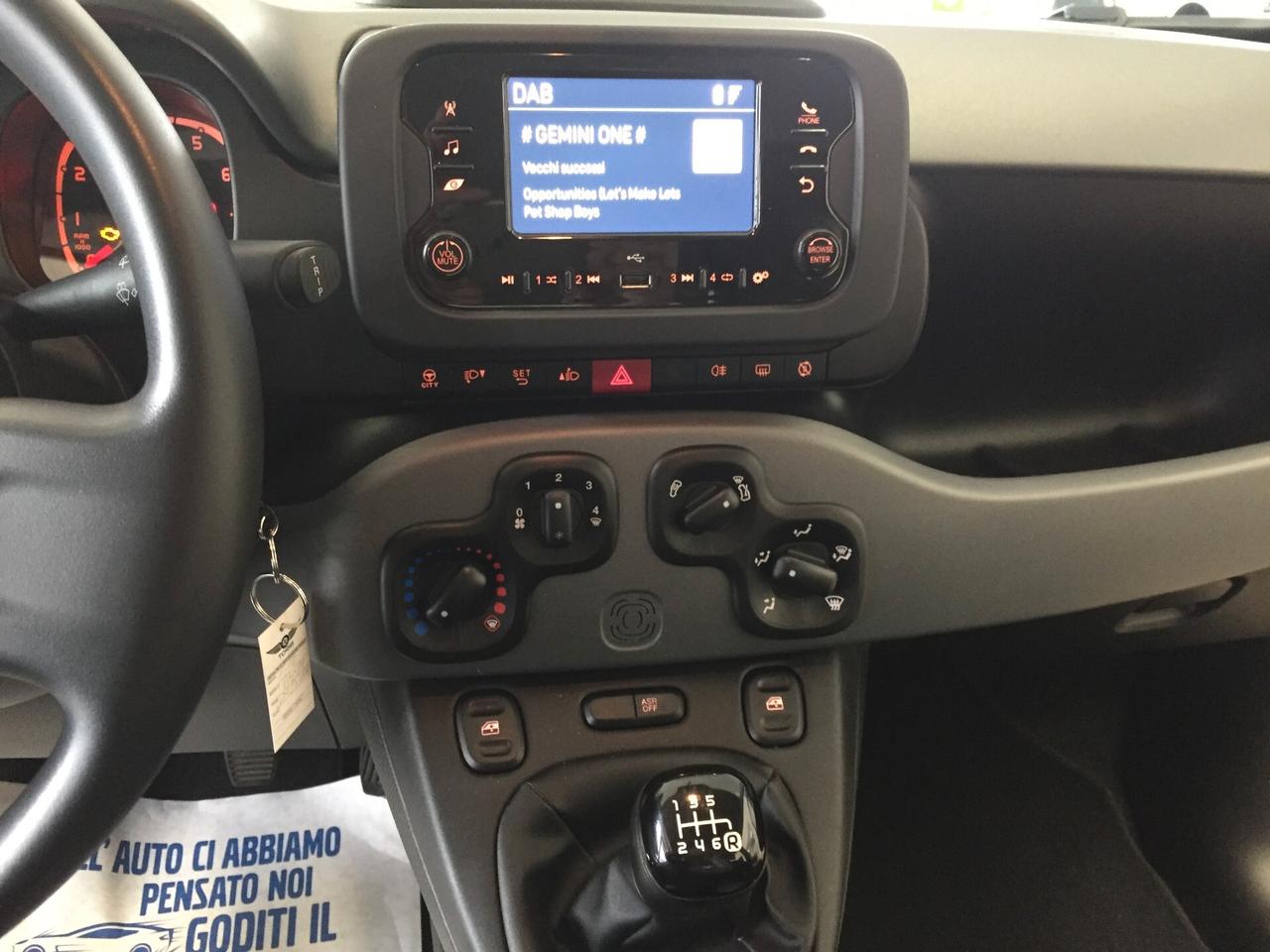 Fiat Panda 1.0 FireFly S&S Hybrid City Life x X NEOPATENTATI