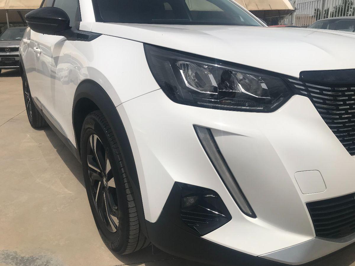 PEUGEOT 2008 BlueHDi 110 S&S Allure Pack