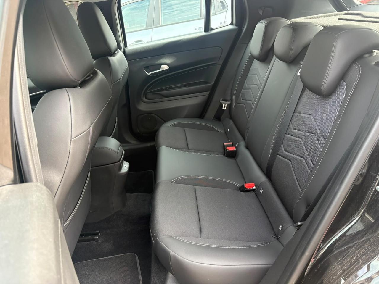 Jeep Avenger 1.2 Turbo 100 CV Altitude NOVEMBRE 2024