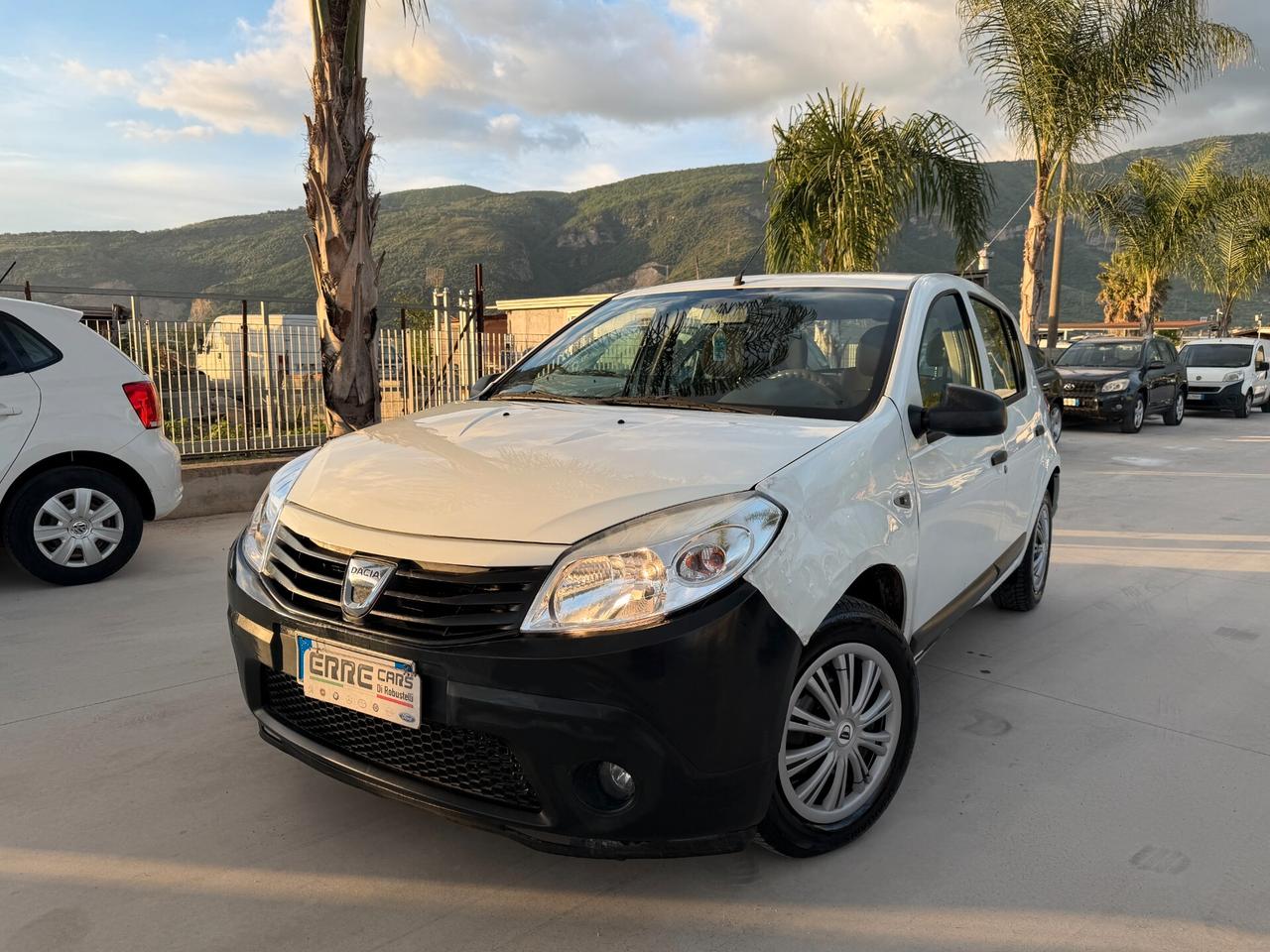 DACIA SANDERO ANNO 2012 1.2 BENZINA/GPL 75 CV