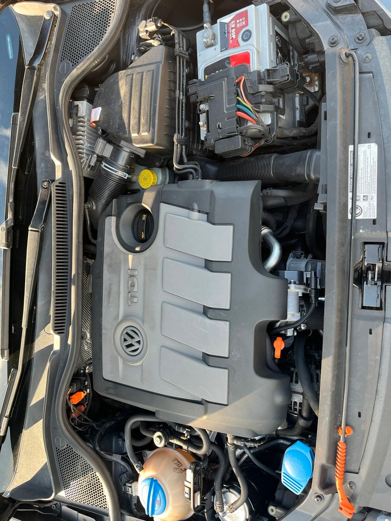 Volkswagen Polo 1.6 TDI - IDEALE X NEOPATENTATI - 2011